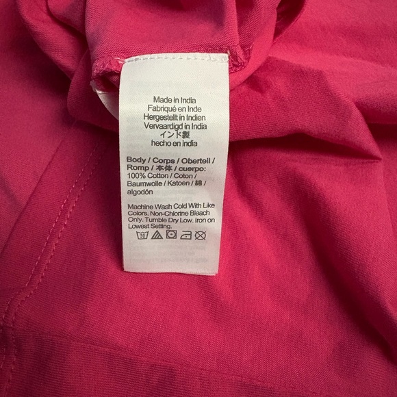 J. Crew Vibrant Pink Short Sleeve Top. Size medium. NWT - Picture 7 of 7